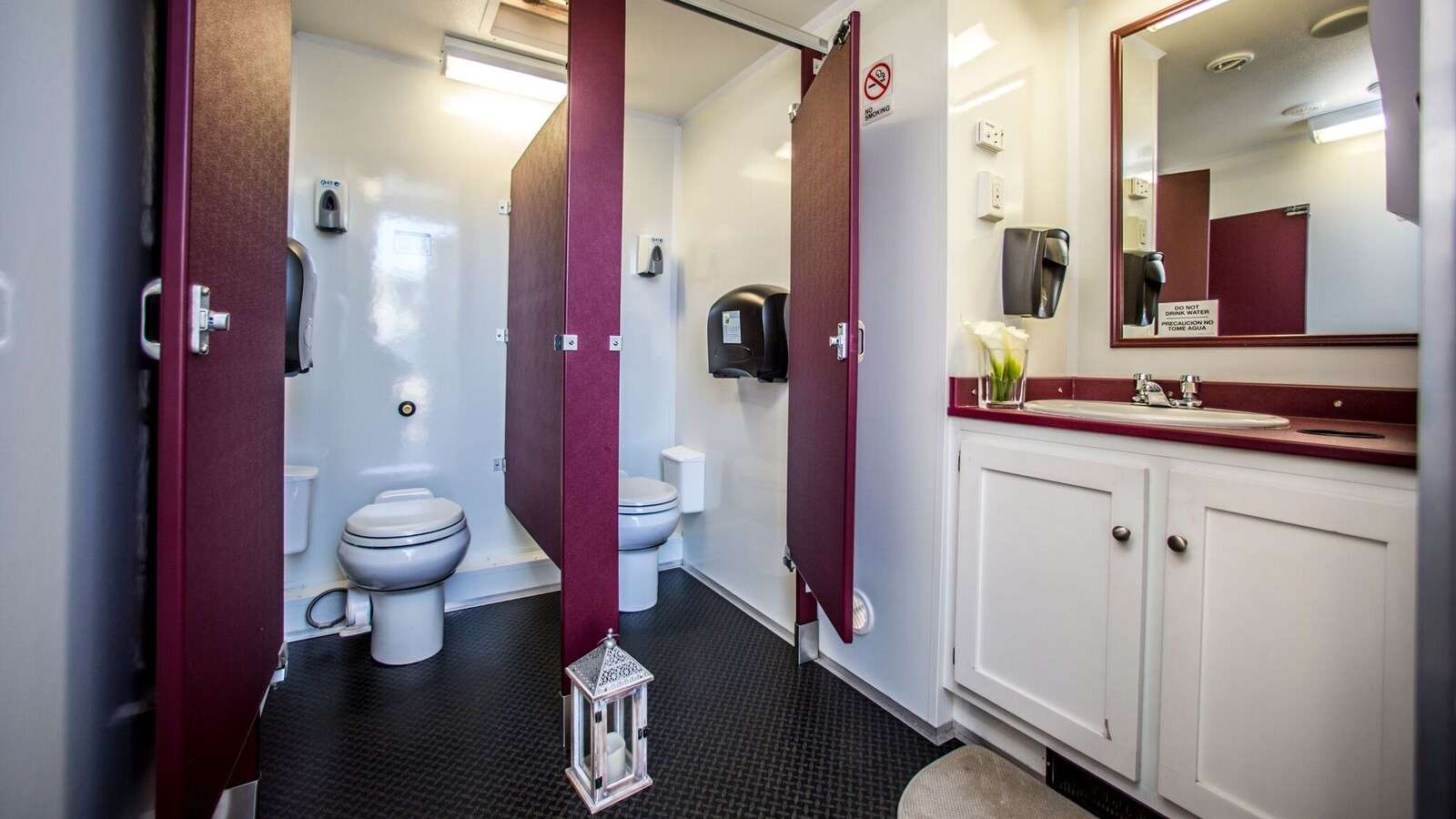 portable restroom rental new bedford ma